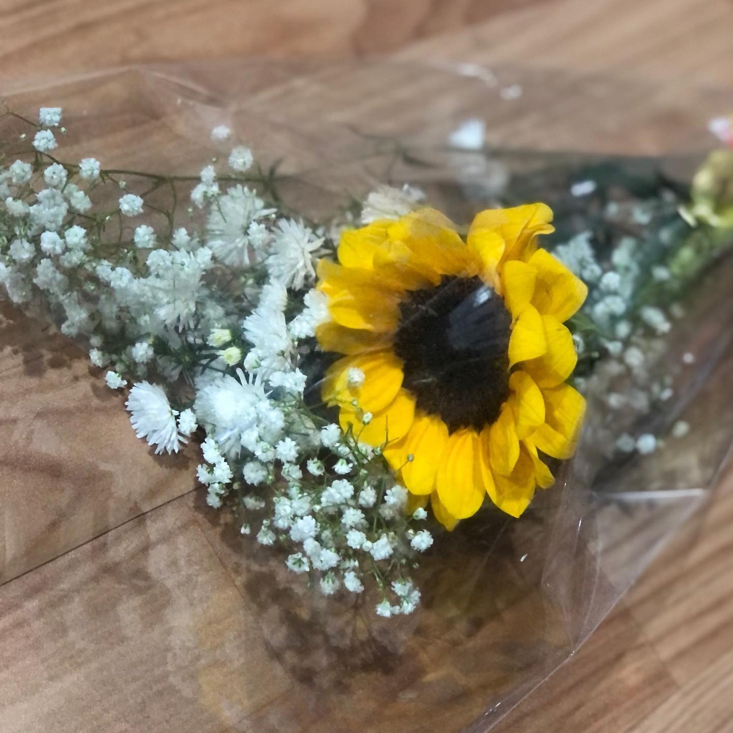 Arranjo de girassol com áster🌻